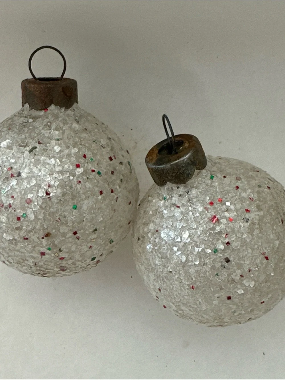 2 VINTAGE SMALL MICA ORNAMENTS 2